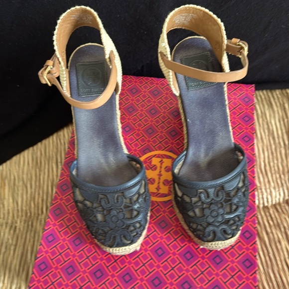 Tory Burch Shoes - Tory Burch Womens Lucia Espadrille Wedge Sandals size 9 Navy/Black/Natural/Tan